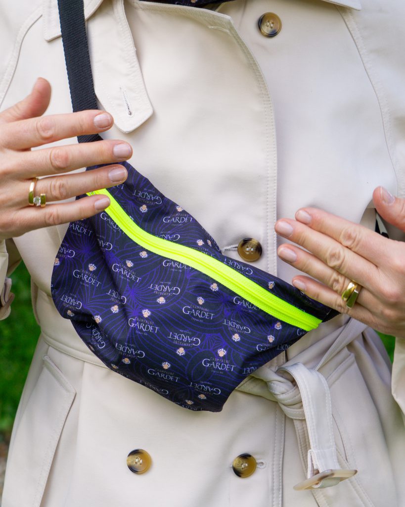 Parfait pour garder vos essentiels à portée de main, le sac banane Gardet est un incontournable qui saura vous accompagner partout!